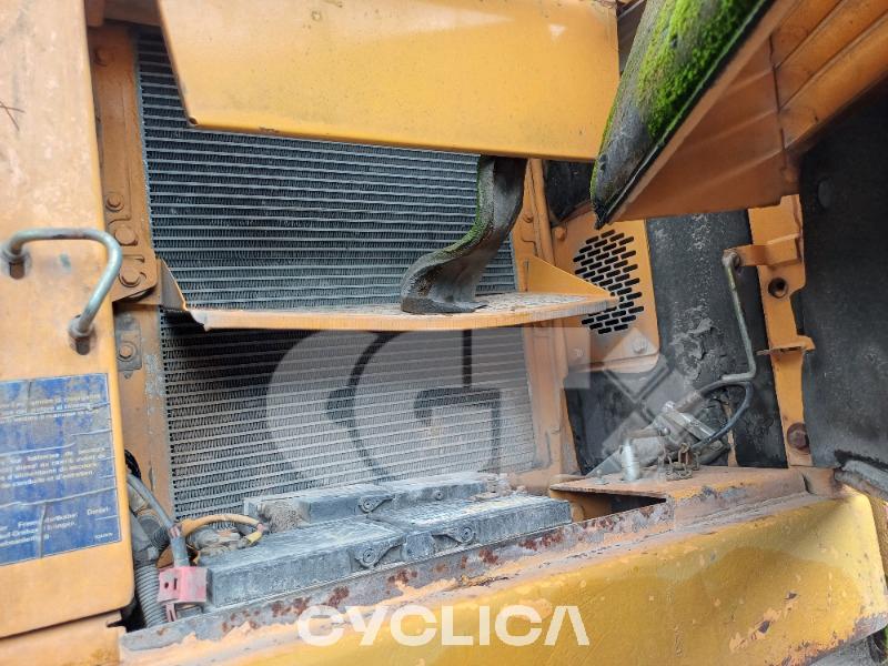 Bageri guseničari  R900 5964### - 5