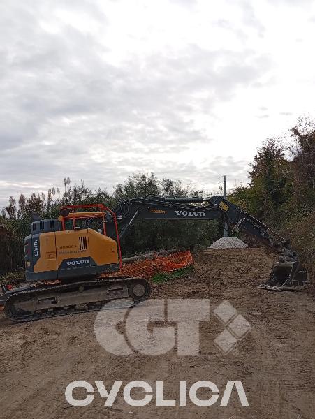 Bageri guseničari  EC145 312157 - 2