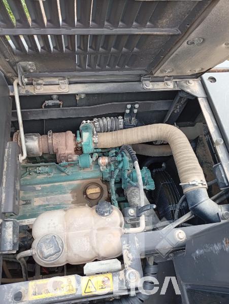 Bageri guseničari  EC145 312157 - 13