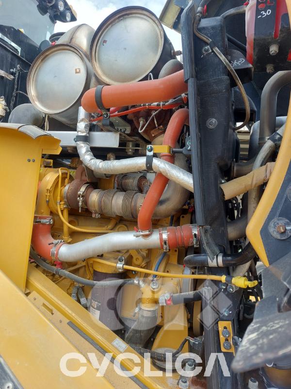 Натоварувачи на тркала 966M EJA03351 - 7