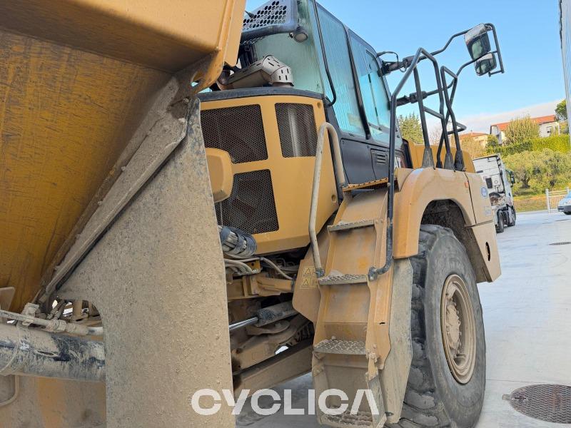 Dumpers and articulated trucks  730 3T301834 - 3