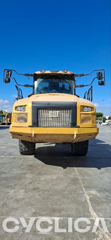 Dumpers and articulated trucks  730 3T301061 - 3