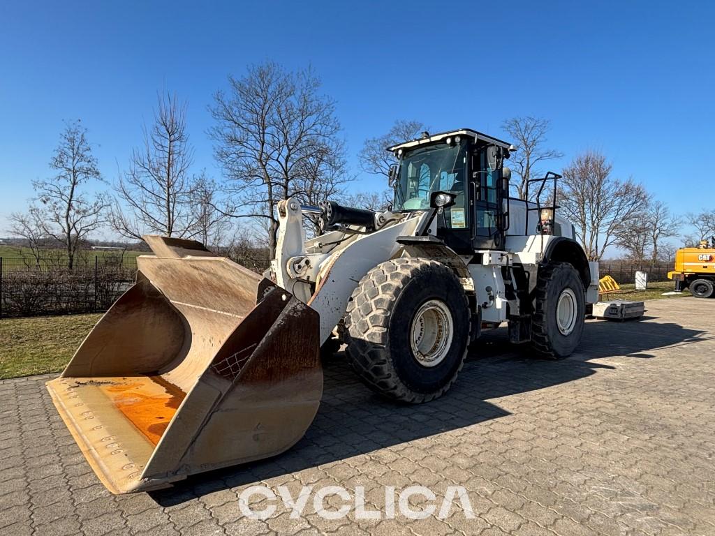 Chargeuses sur pneus  972MXE R1Z00501 - 1