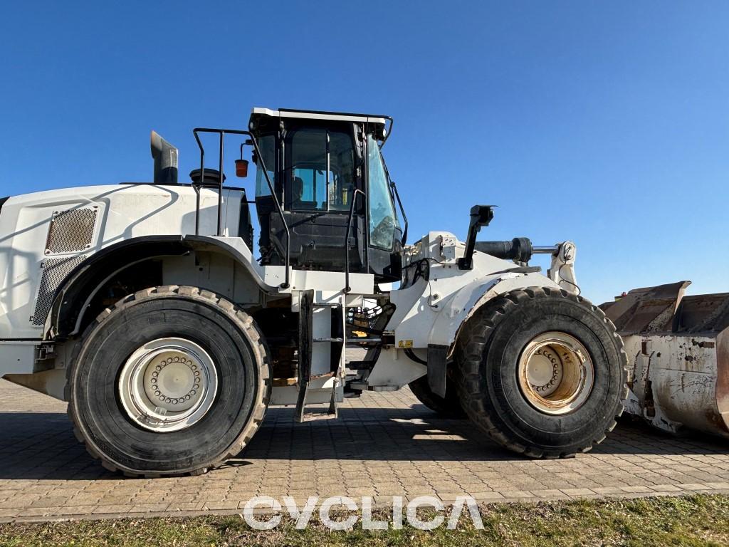 Chargeuses sur pneus  972MXE R1Z00501 - 4