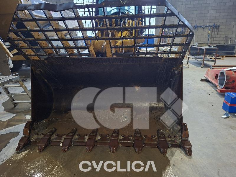 Gusjeničari 963D LCS01668 - 8