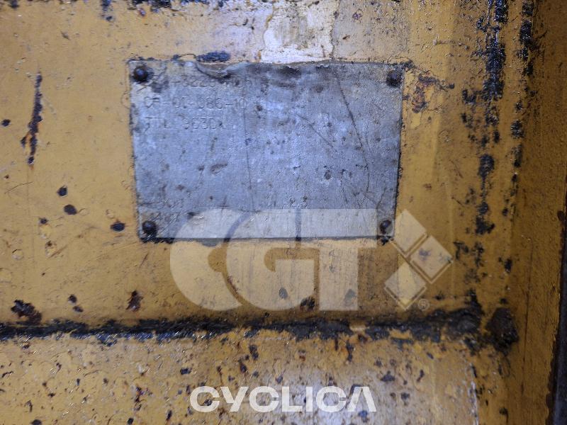 Gusjeničari 963D LCS01668 - 17