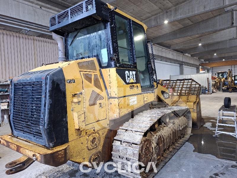 Gusjeničari 963D LCS01668 - 10