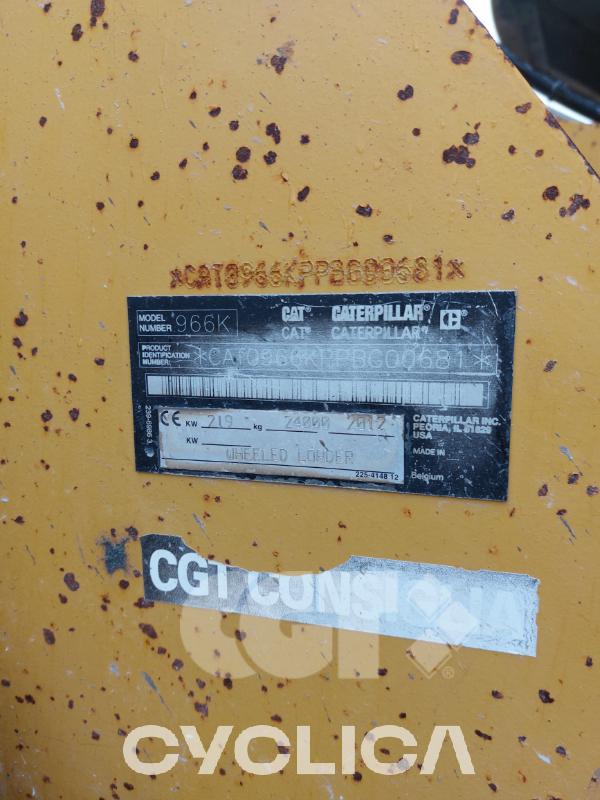 Pás Carregadoras de Rodas  966K PBG00### - 10