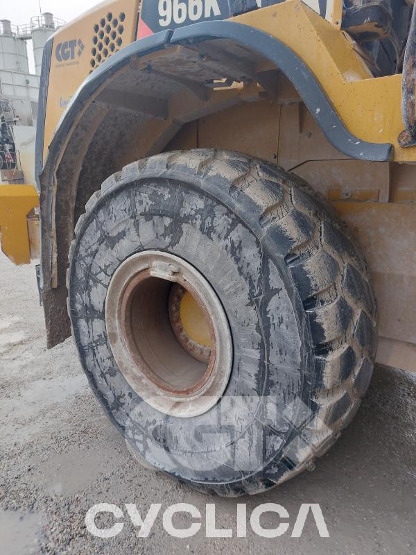 Pás Carregadoras de Rodas  966K PBG00### - 6