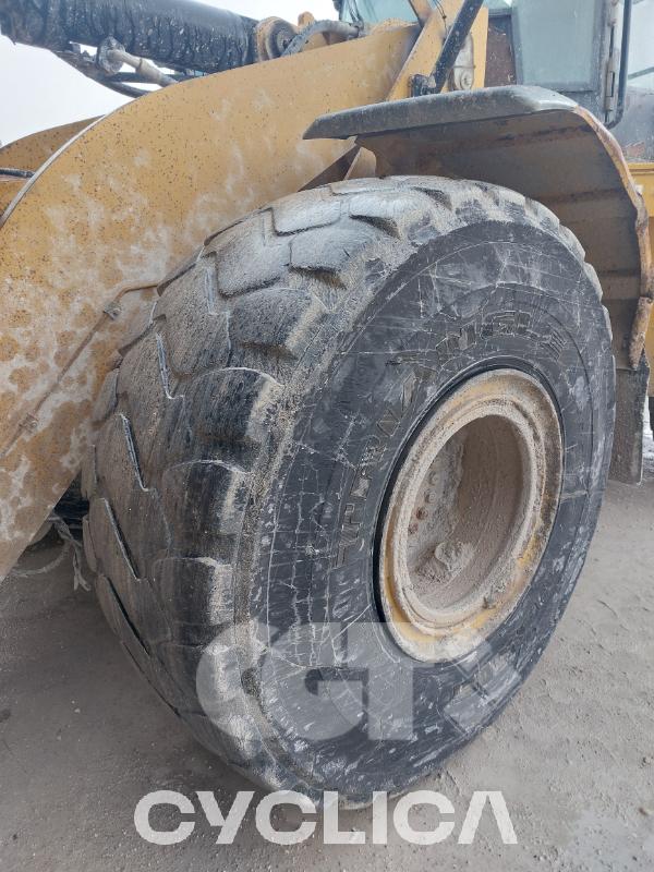 Pás Carregadoras de Rodas  966K PBG00### - 7