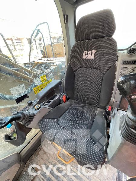 Escavadora de rastos  323LN KPE00### - 9