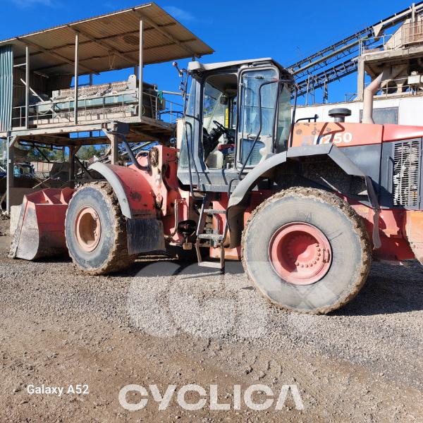 Pás Carregadoras de Rodas  ZW250 HFL4GG00H00000### - 5