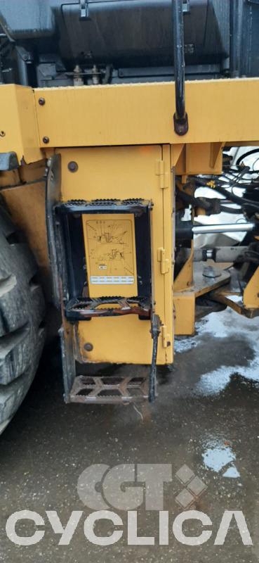 Ngarkues me rrota  950M XCJ10### - 9