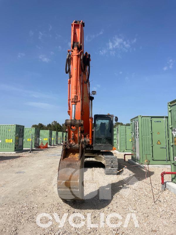 Eskavatorë me Zinxhirë  ZX240-3 00218### - 3