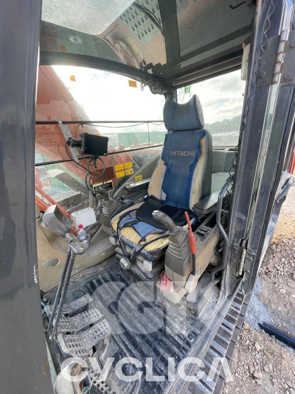 Eskavatorë me Zinxhirë  ZX240-3 00218### - 6