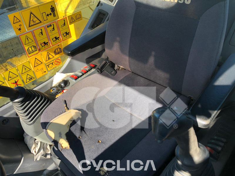 Escavadoras de rodas  PW118 F30### - 10