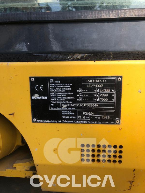 Escavadoras de rodas  PW118 F30### - 11