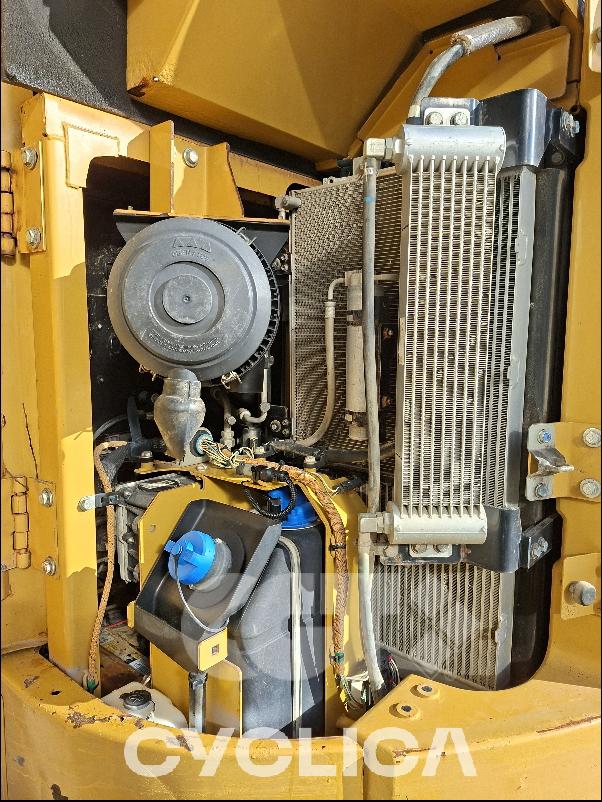 Bageri gusjeničari 315F TDY10### - 8