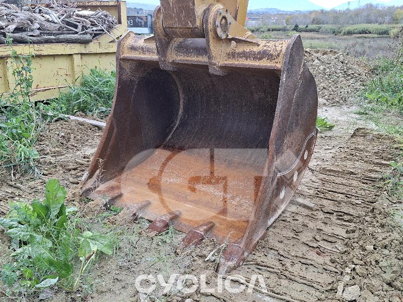 Bagri goseničarji 326 NG GWP00### - 9