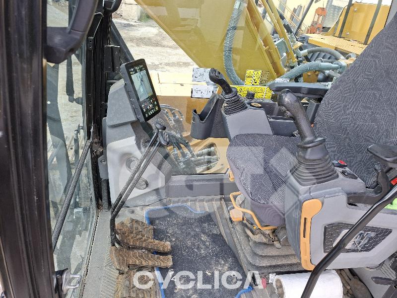 Bagri goseničarji 326 NG GWP00### - 13