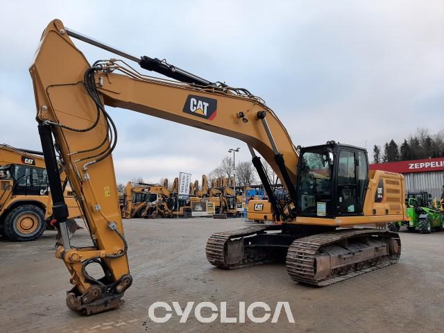 Bageri gusjeničari 330GC NDH00181 - 1