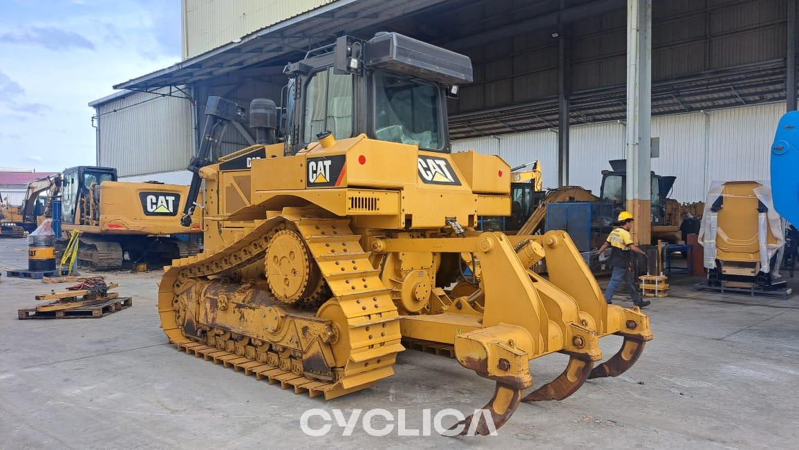 Bulldozers e tratores de rastos  D6R SSS00999 - 2