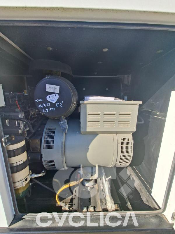 Grupos electrógenos / generadores  GRW210P PEE2656624 - 8