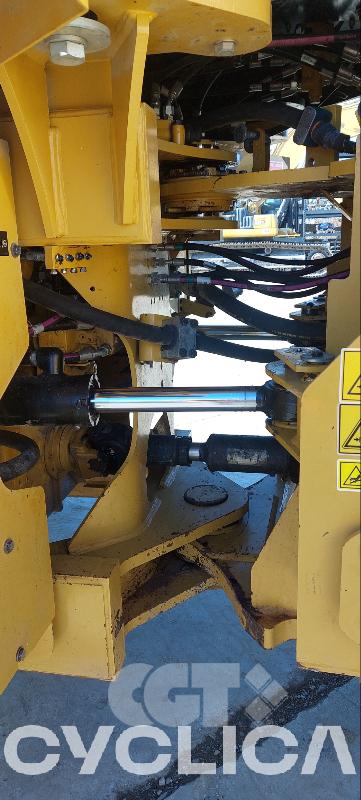 Nakladalci na kolesih 950M XCJ10326 - 14