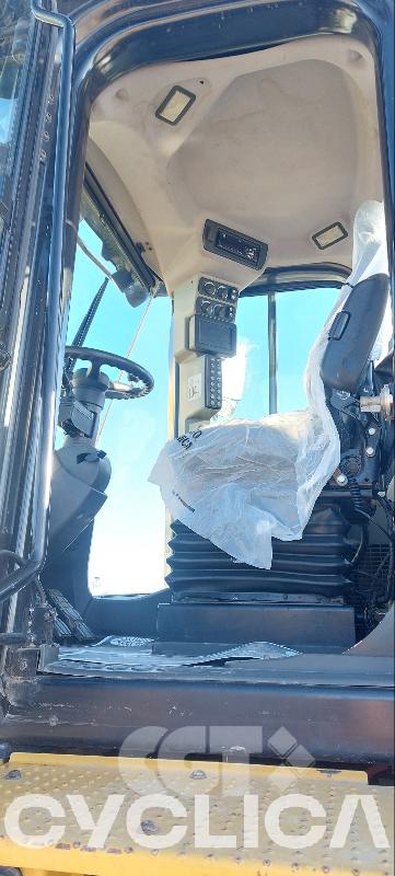 Nakladalci na kolesih 950M XCJ10326 - 15