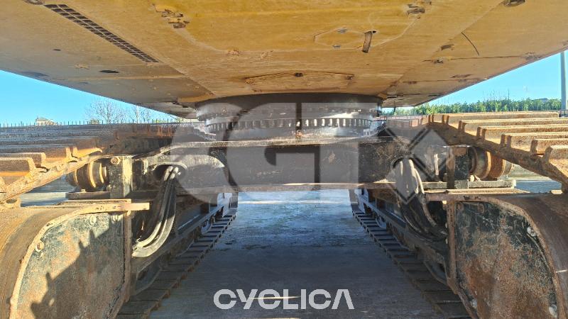 Bageri gusjeničari  352F NDC80252 - 8