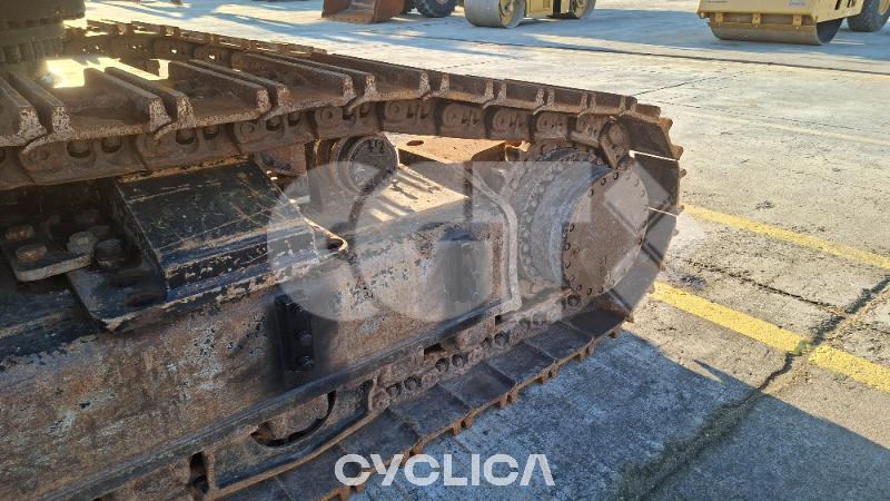 Bageri gusjeničari  352F NDC80252 - 10