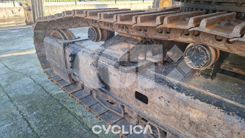 Bageri gusjeničari  352F NDC80252 - 11