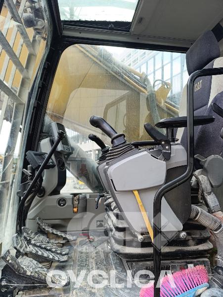 Bageri gusjeničari 340F XBD00### - 11