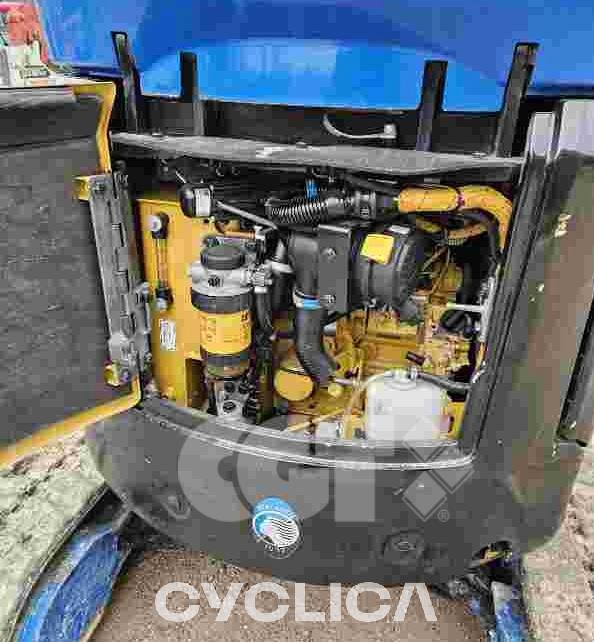 Bageri gusjeničari  302 CR RHM01654 - 4