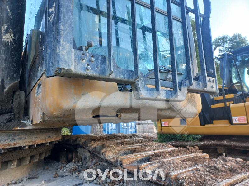 Ровокопачи-гасеничари  336 NG WFF20067 - 15