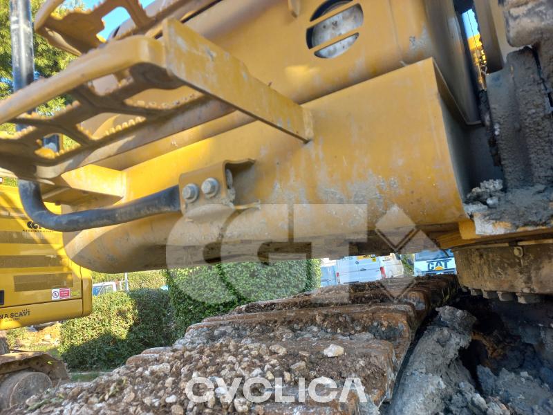 Ровокопачи-гасеничари  336 NG WFF20067 - 17