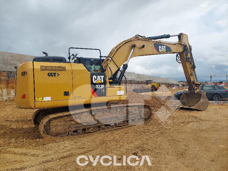 Ровокопачи-гасеничари  323F MFY20106 - 3