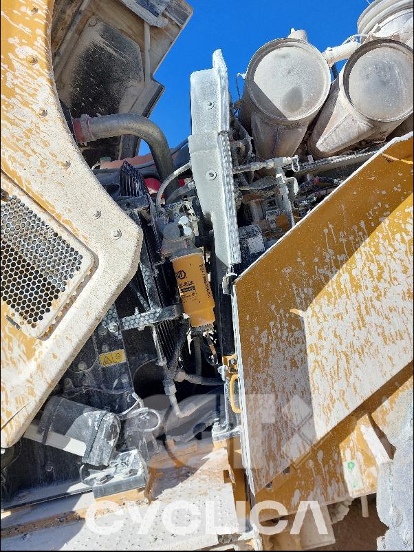 Ngarkues me rrota  966M XE P6C01### - 11