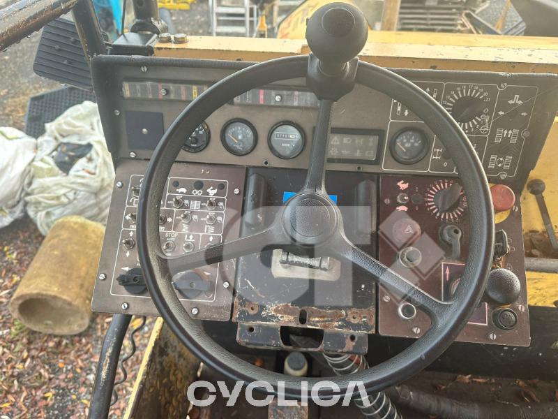 Oprema za asfaltiranje  F121 654### - 4