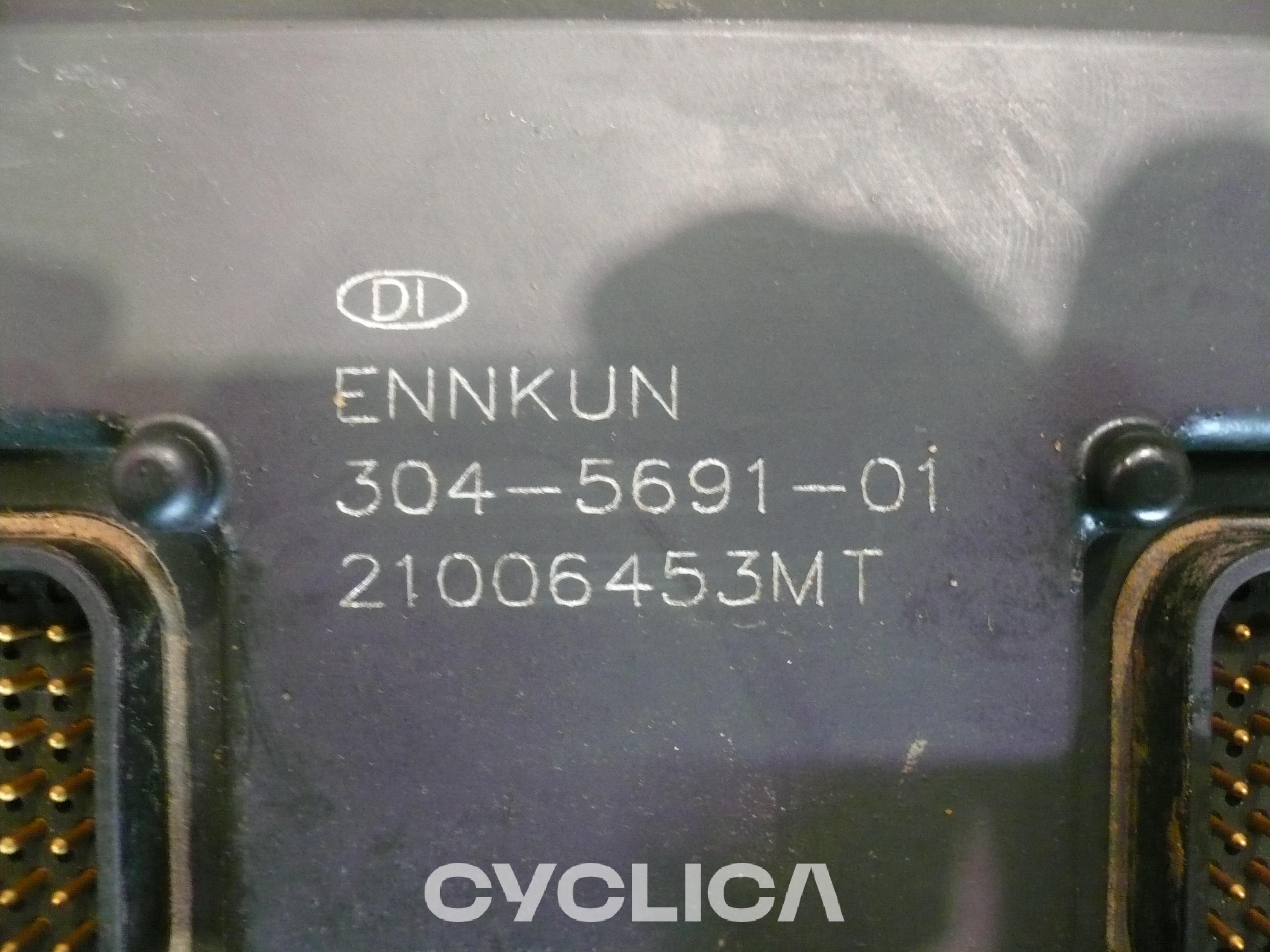 Elektronske komponente M322D 3045691 - 1