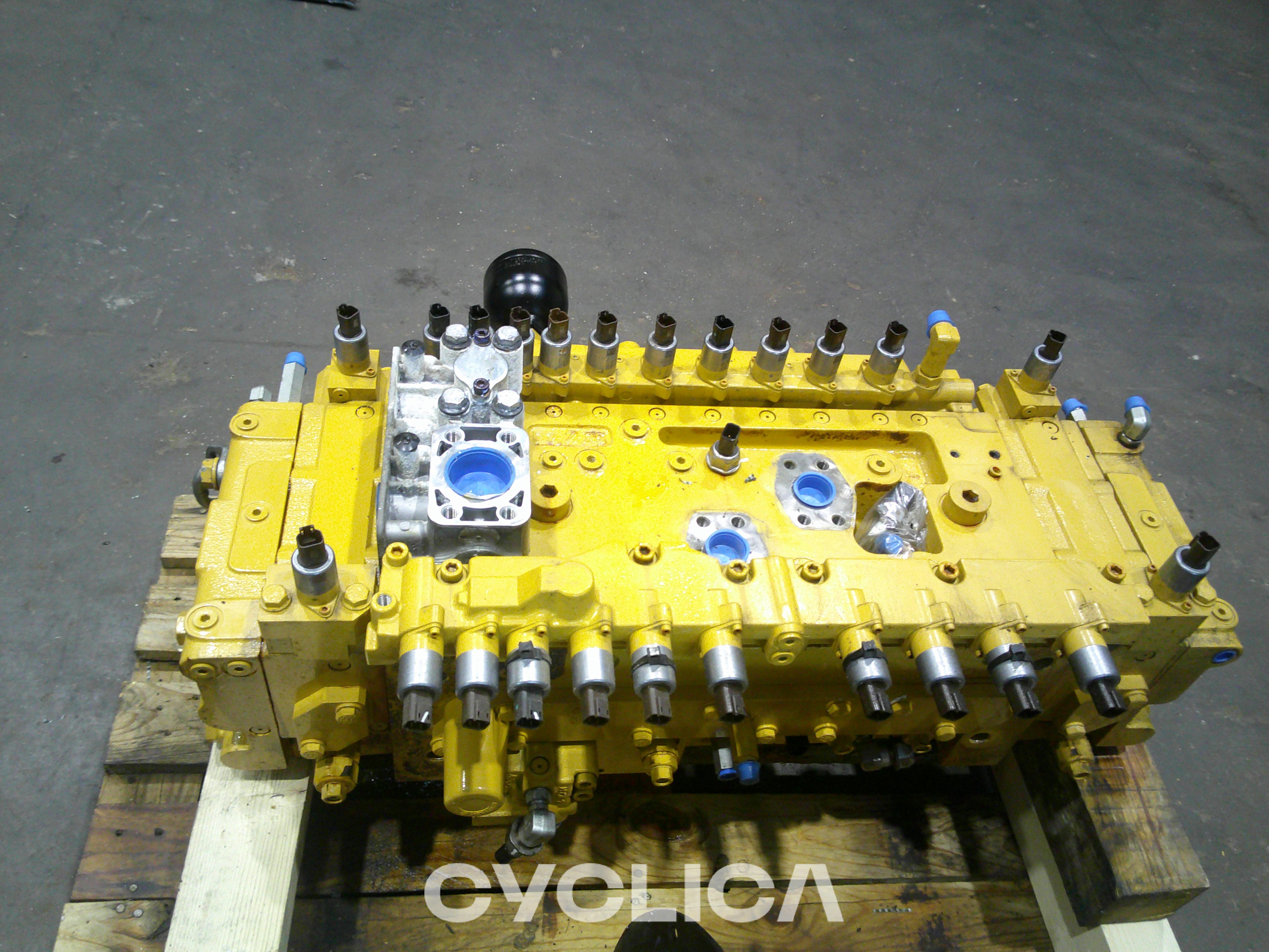 Hydraulic  323L 5168626 - 1
