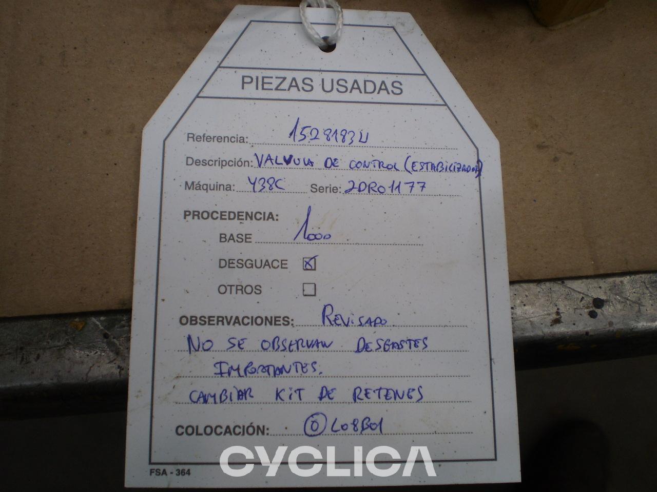 Hidraulični  438C 1528183 - 3