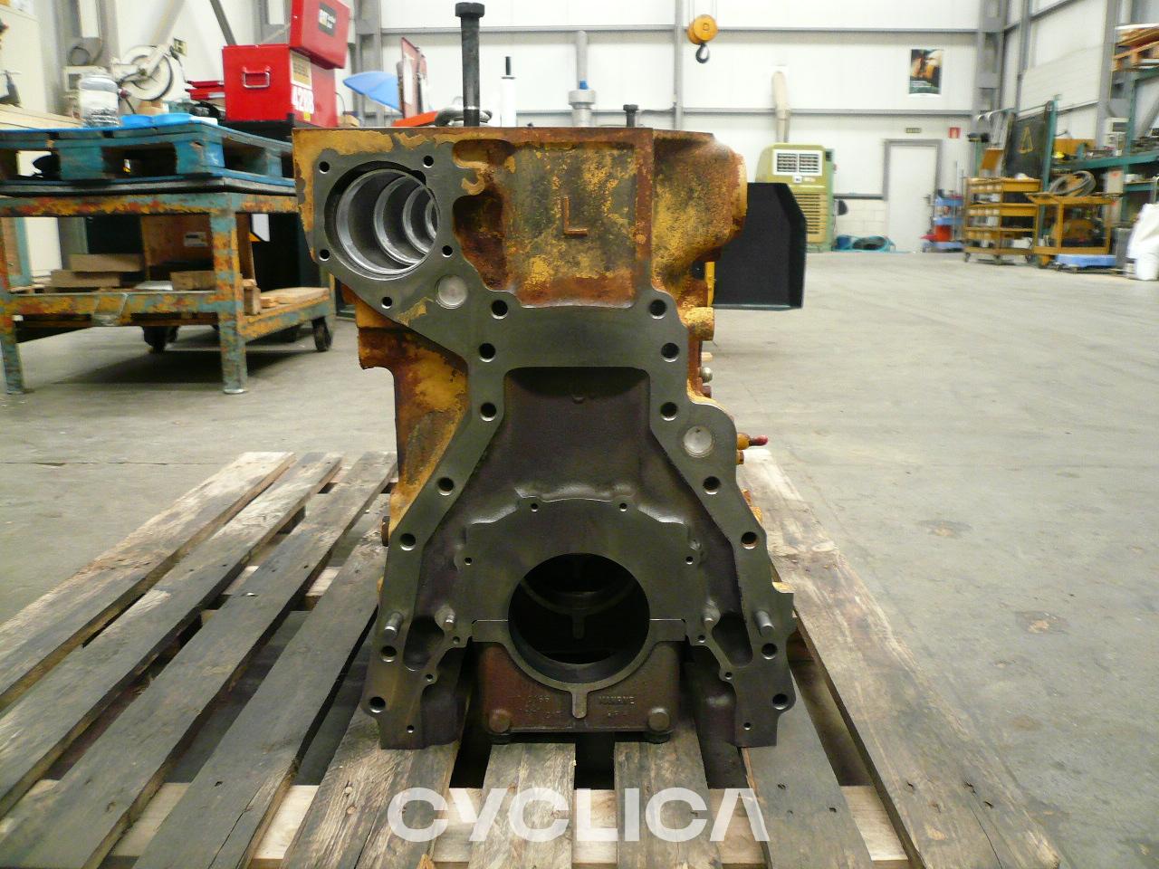 Engine  966G II 2002057 - 3