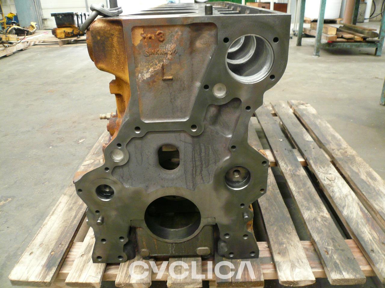 Engine  966G II 2002057 - 2