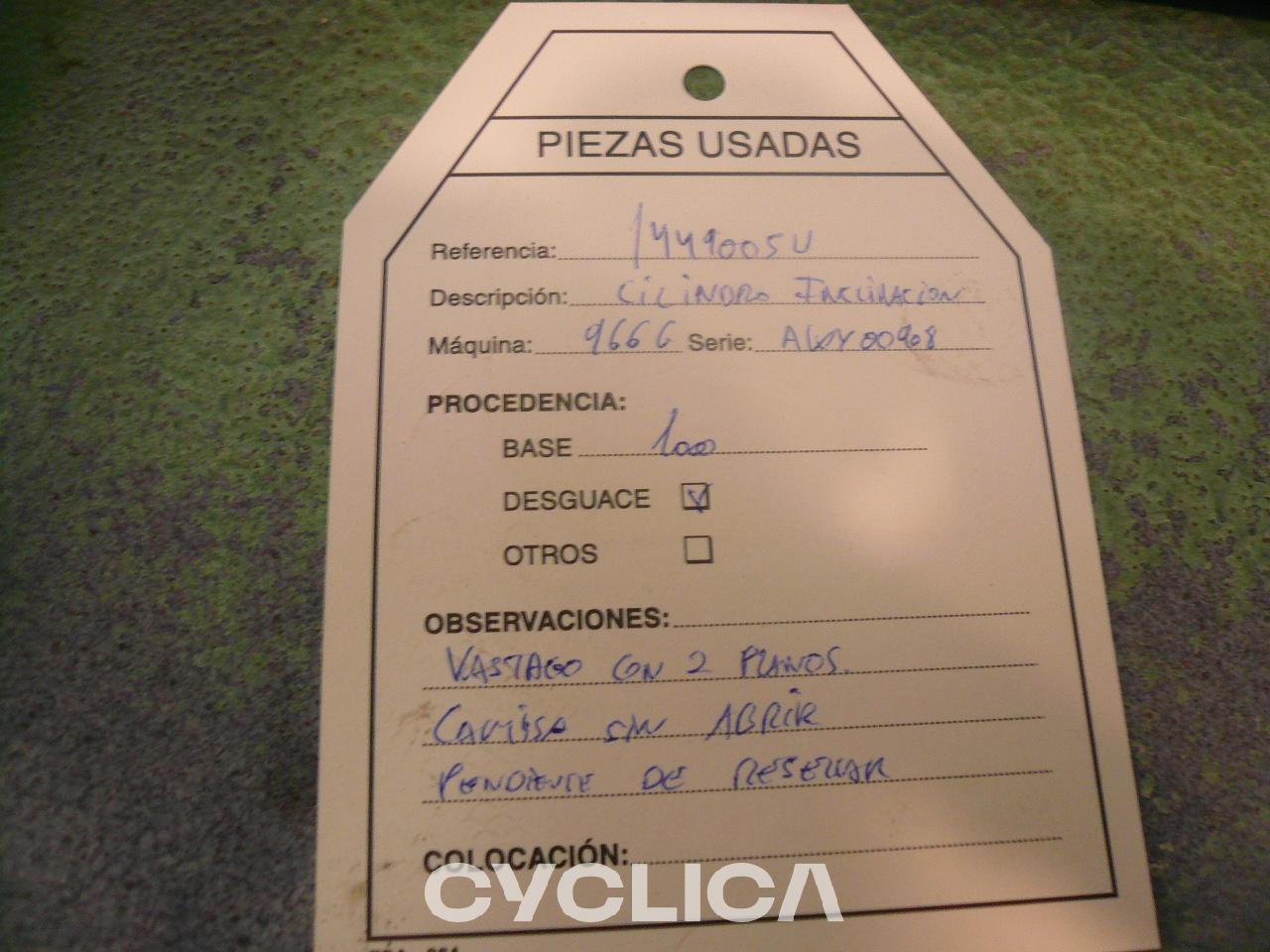 Hydraulic  966G II 1449005 - 3