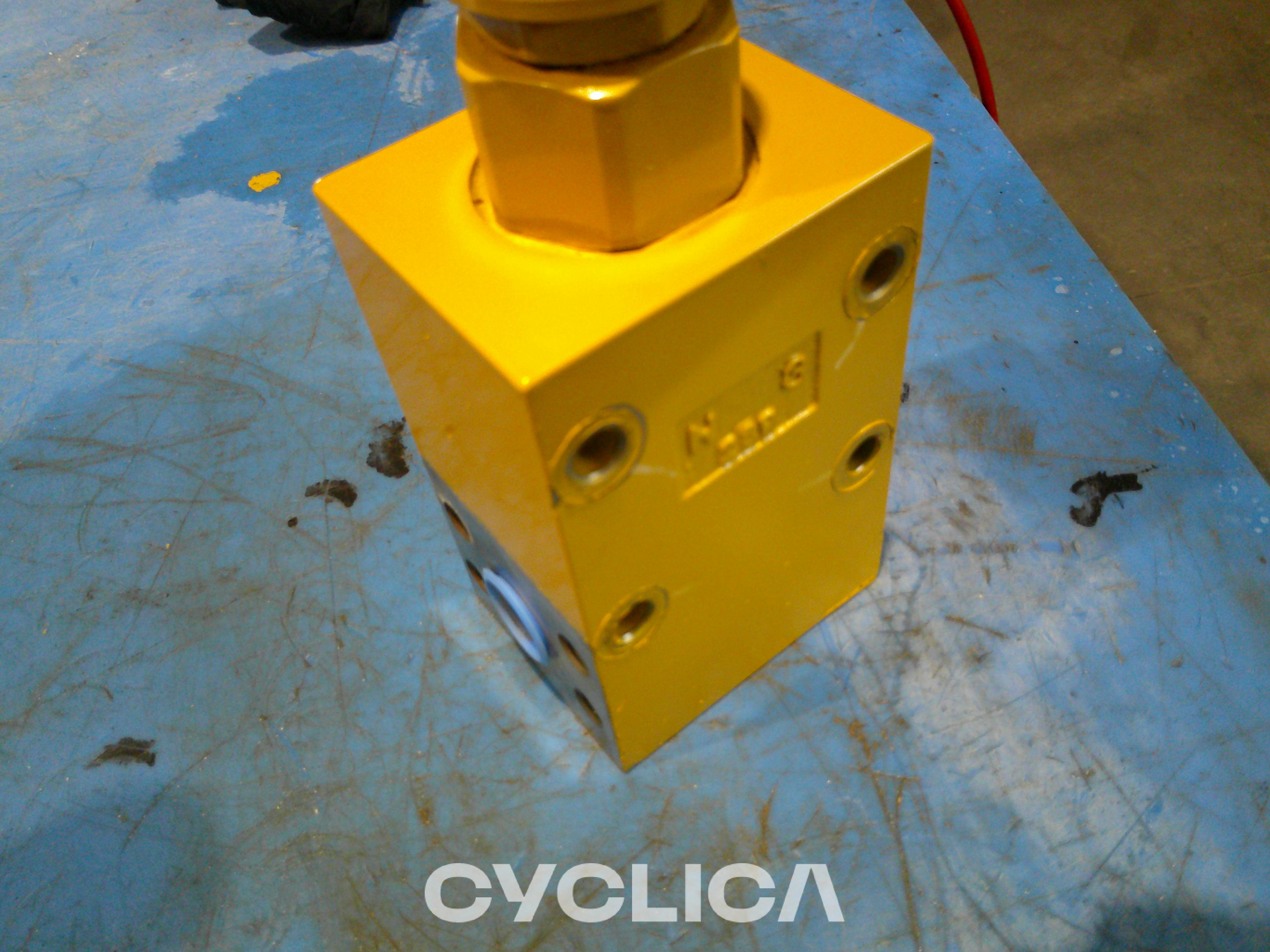 Hidráulico  323L 5586666 - 2