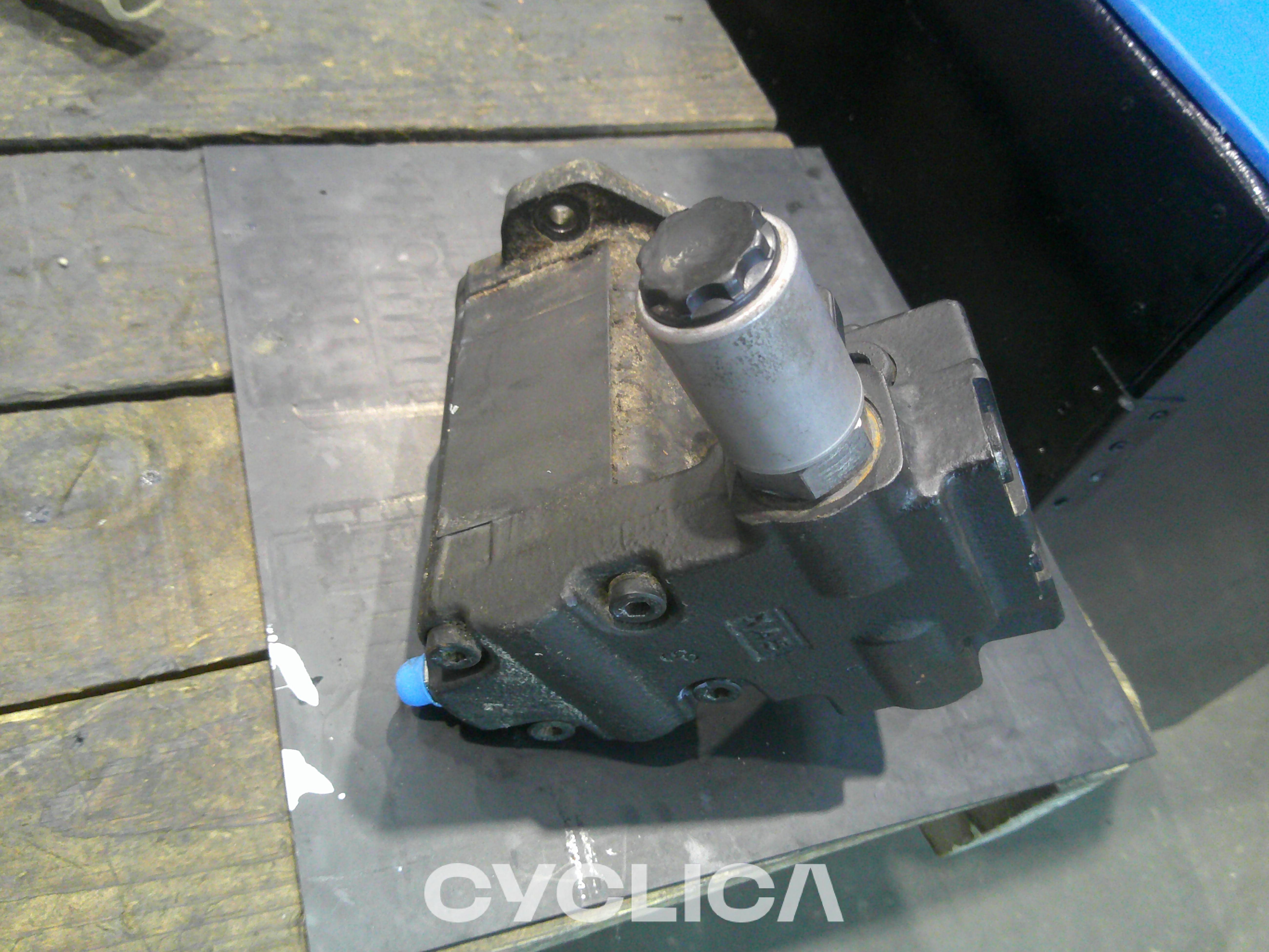 Hydraulic  926M 3987465 - 3