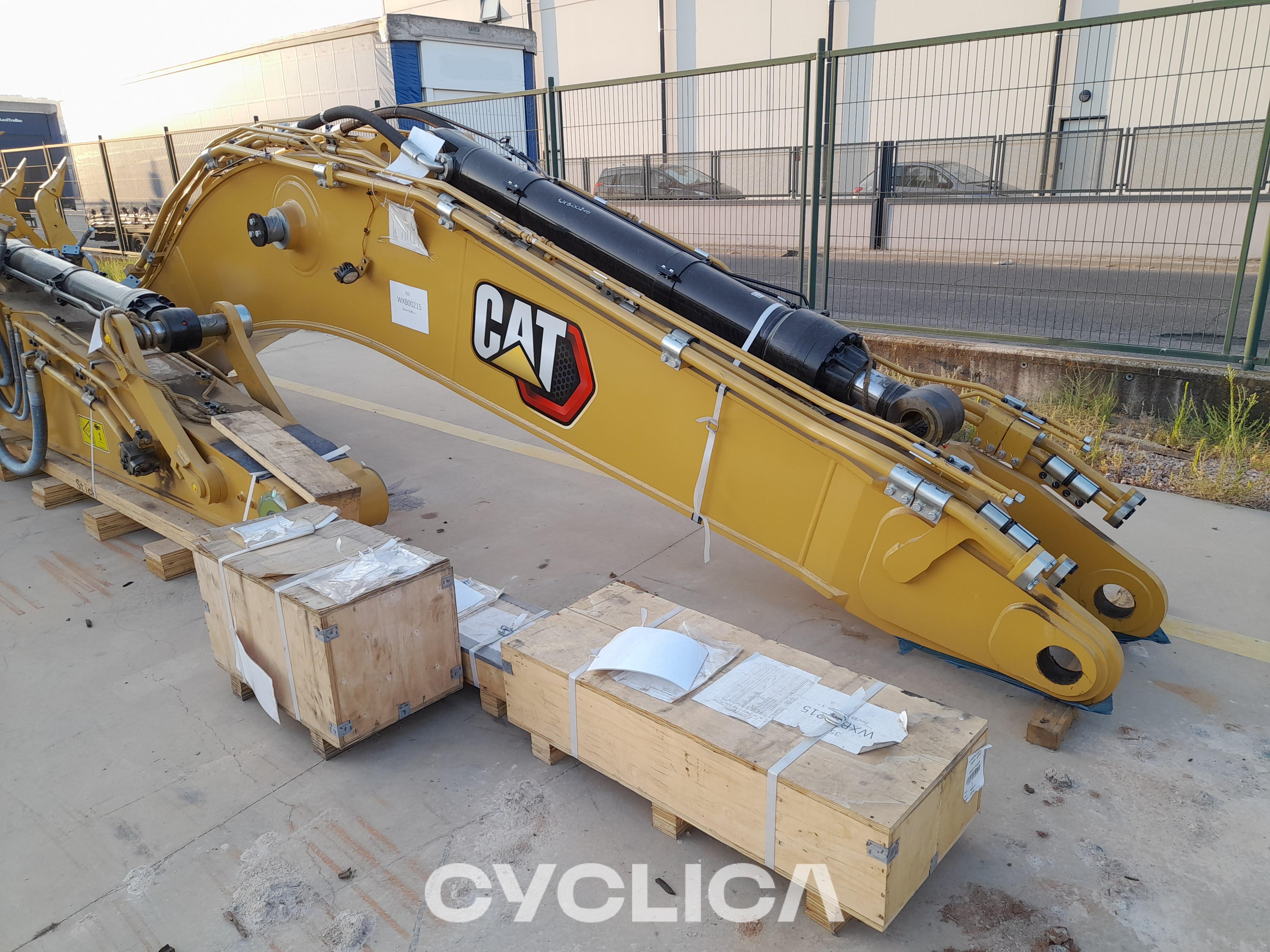 Drugi  SIN EQUI 6223389 - 3