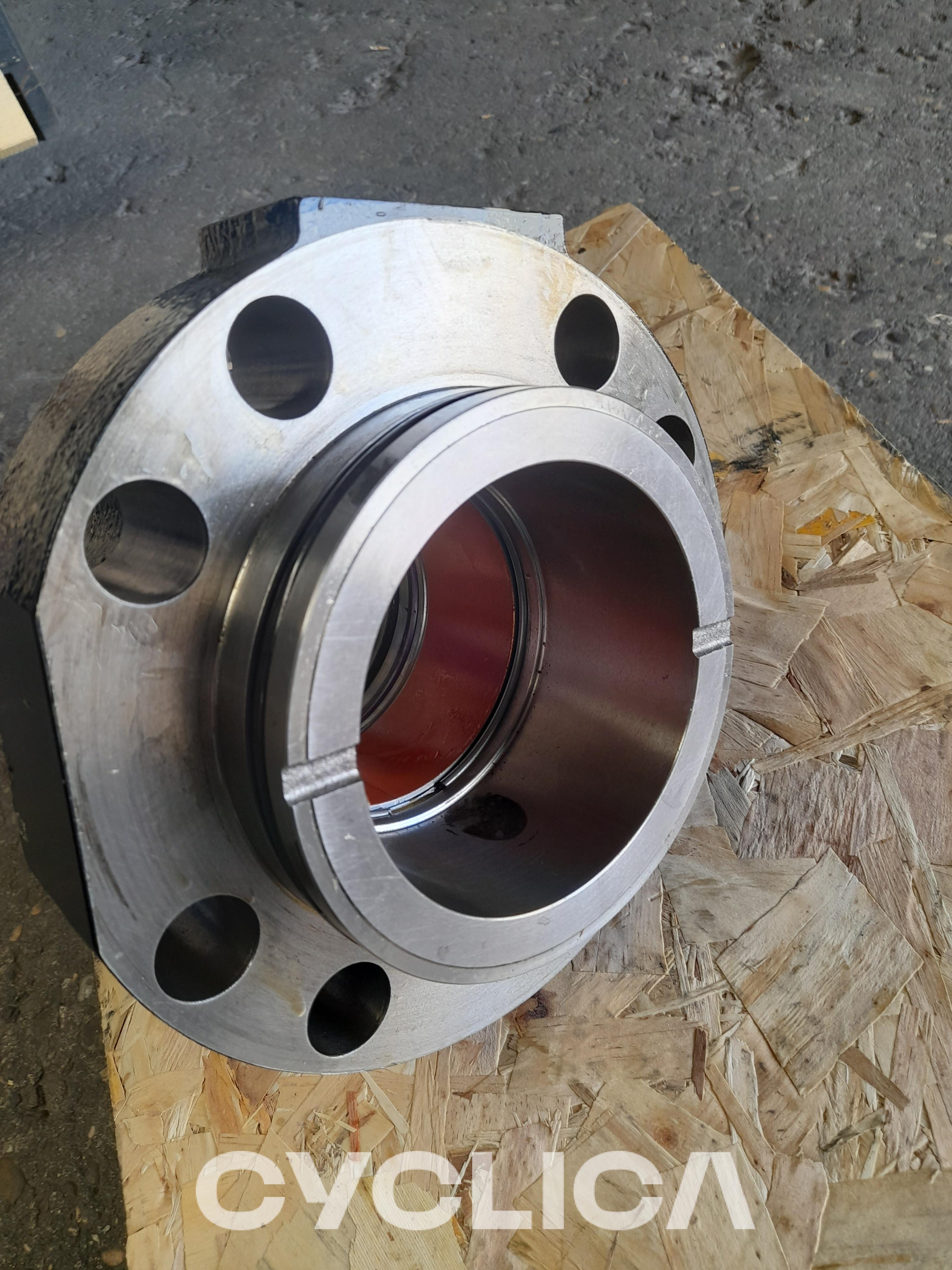 Hidraulični 340L 5186237 - 2