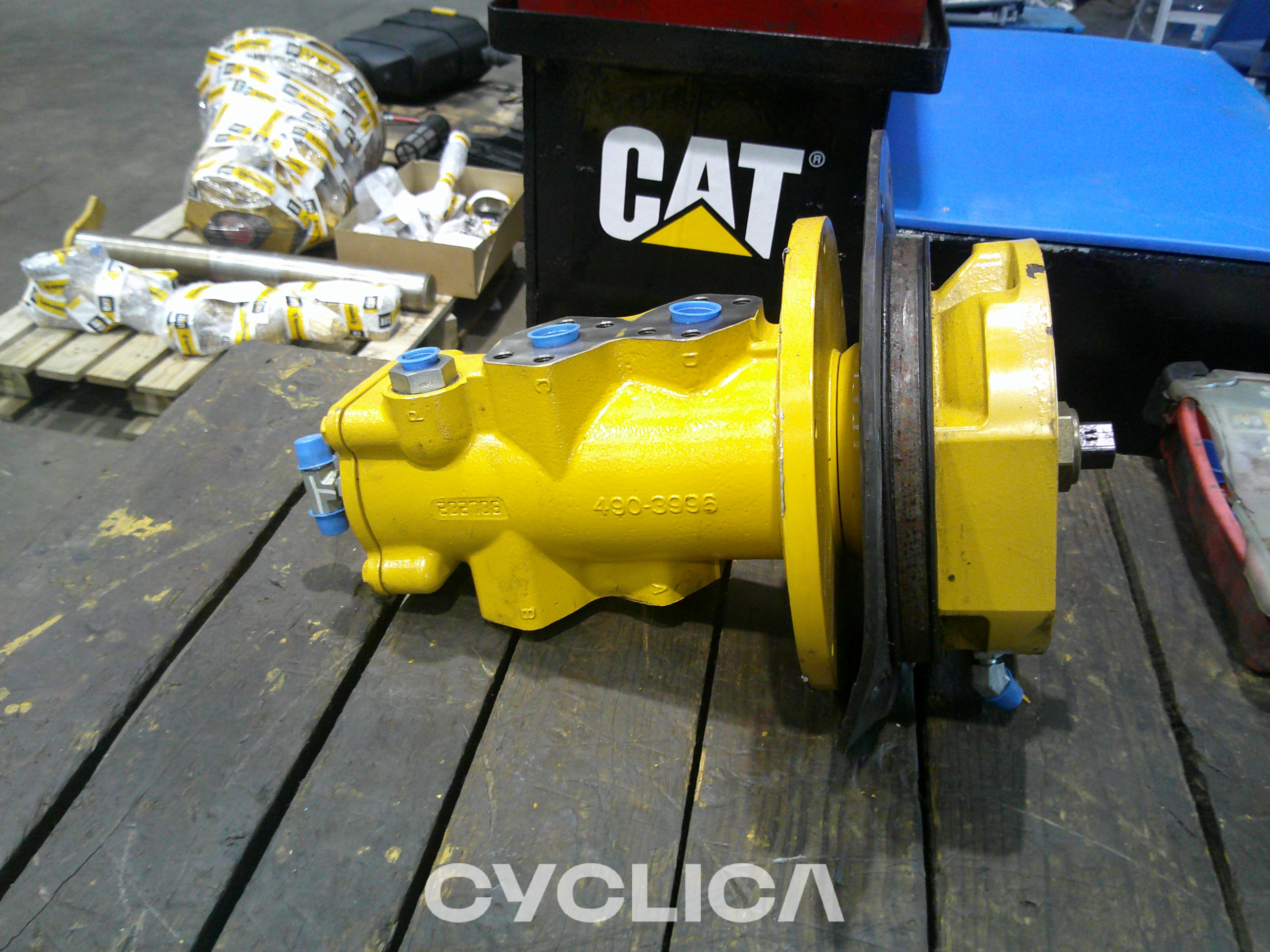 Hidraulični  320G 6195240 - 2